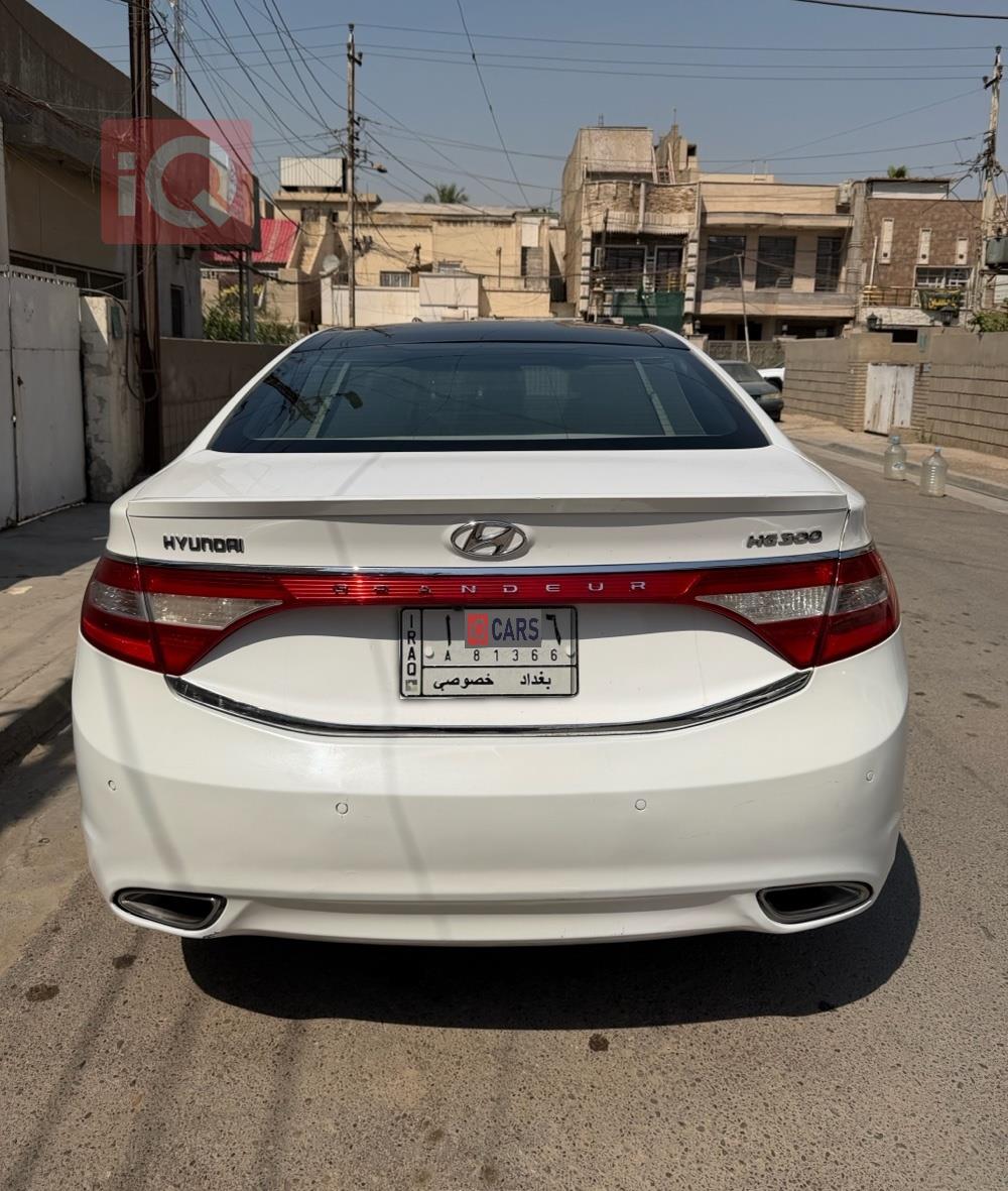 هيونداي أزيرا